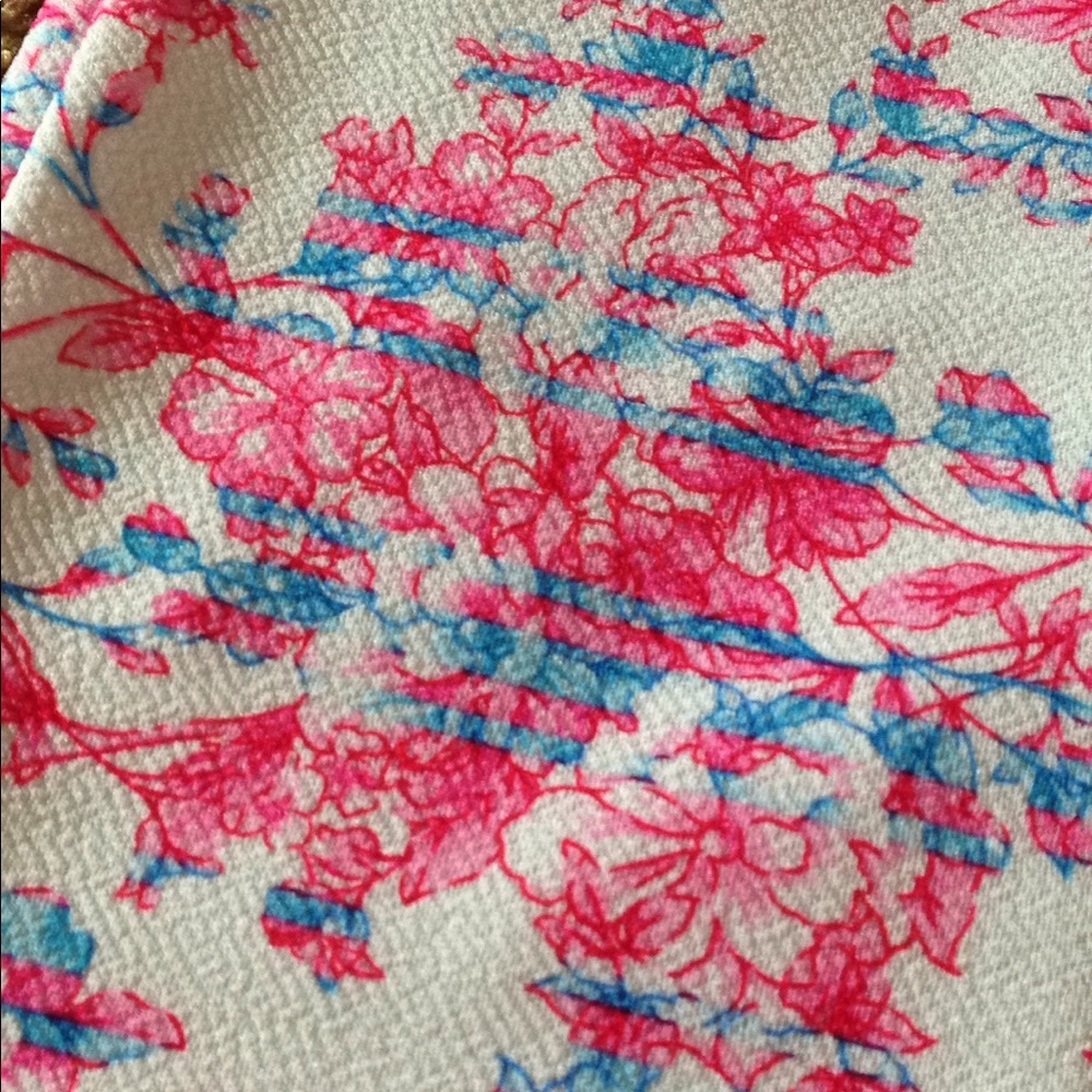 LuLaRoe Cassie - Picture 2 of 3